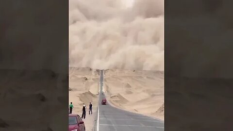 Amazingly powerful giant sandstorm in China #Share💎