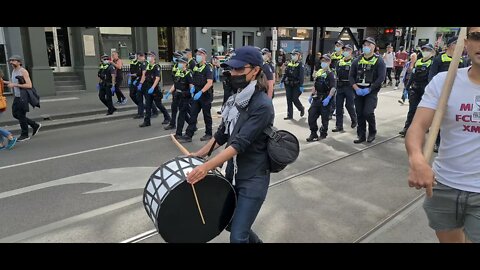 @Victoria Police INCREDIBLE MOMENT HAVE JOINED THE PEOPLE