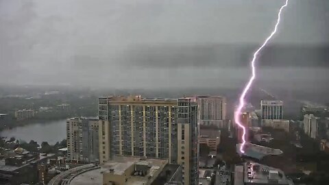 🚨 Lightning Strike was so powerful it Distorted Space-time.🚨