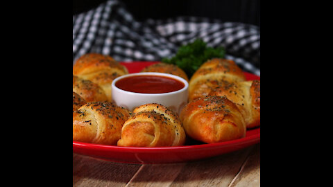 Easy Kid Friendly Mozzarella Pepperoni Croissants [GMG Originals]