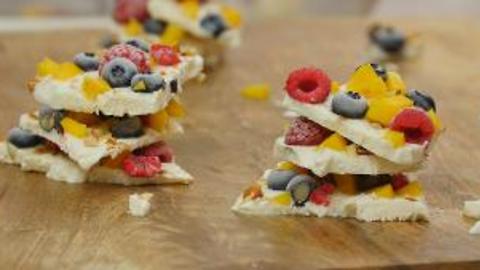 Frozen Yogurt Bark