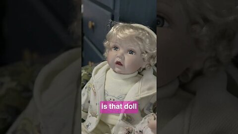 CREEPY DOLLS - DON'T GO IN THE BASEMENT!!!