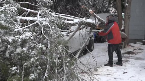 Snow causes problems but also contributes to fun in Boise