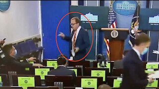 ABC's Jon Karl Gets Caught Red Handed When He Thinks Cameras Are Off