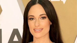 Kacey Musgraves Shares Her Madame Tussauds Wax Figure's Makeup