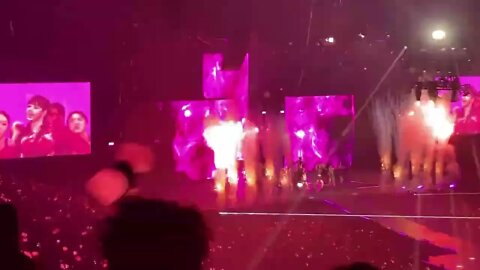 221114 BlackPink Born Pink - Pink Venom- Newark Day 1