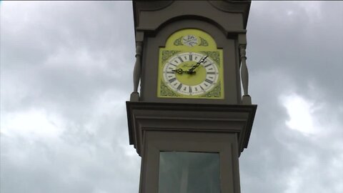 Mac Discovers Tug Ludington and World's Tallest Grandfather Clock