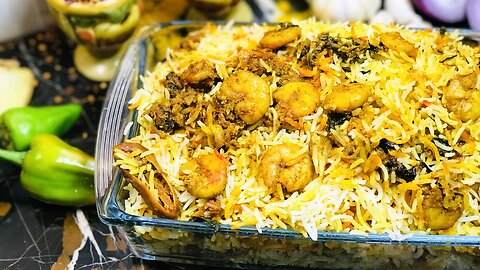 How to Make a Perfect Seafood Biryan - Bade Jhinge Ki Dum Biryani - Prawns Dum Biryani