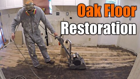 How To Restore Damaged Oak Floors | THE HANDYMAN |