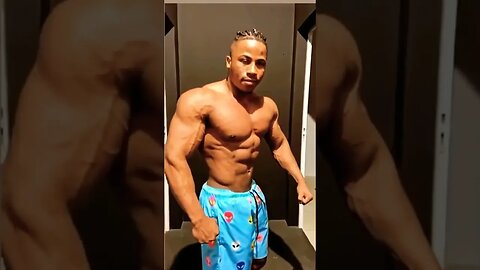 ROBERT PANDA TEM APENAS 22 ANOS E TEM UM SHAPE INCRÍVEL !! É A JOVEM PROMESSA DA MENS PHYSIQUE