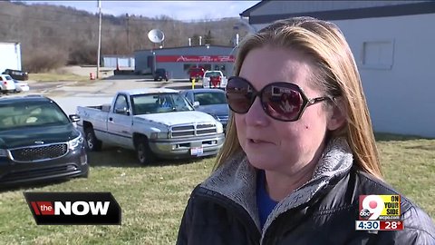 Hundreds line up to pay respect for Detective Brewer