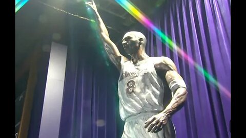 Lakers & vanessa bryant unveil kobe's first of three statues