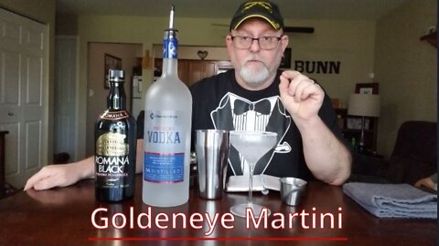 Goldeneye Martini