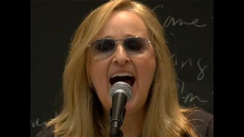 Melissa Etheridge to perform with youth orchestra