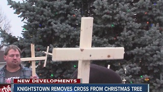 Cross removed from Knightstown Christmas tree after complaint