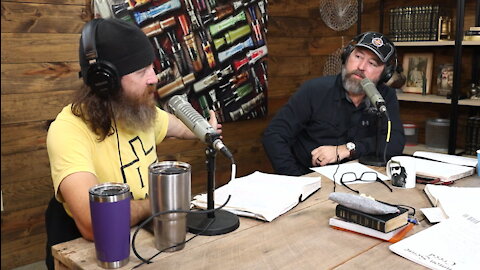 Jase's Best Duck-Hunting Advice, Finding Joy in the Fire & How Do You Love the Unlovable? | Ep 199