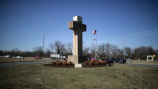 SCOTUS Rules Cross-Shaped War Memorial Can Remain Standing