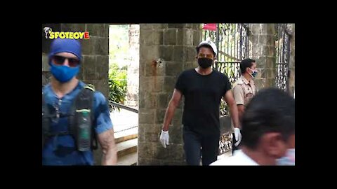 Anil kapoor, Arshad Warsi, Ajaz Khan & Ekta kapoor snapped across in the city | SpotboyE