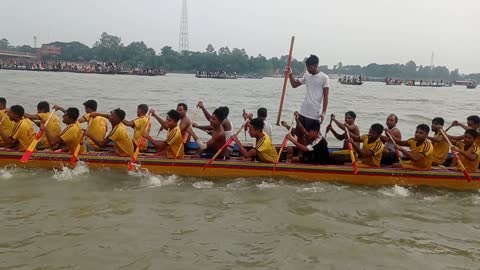 AMAZING BOAT CONTEST