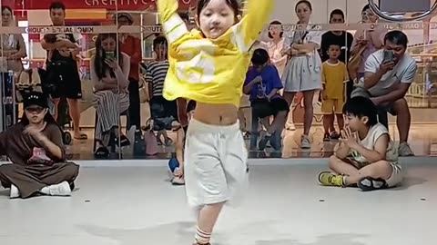 cute baby dancing hip hop super