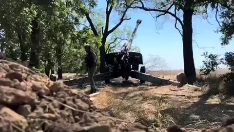 Amazing Footage from Ukrainian Artillery Crew