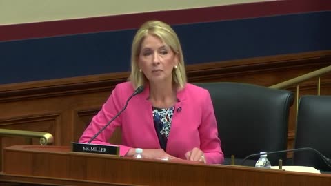 GOP Lawmaker Confronts HHS Secretary Over Sex Changes for Minors