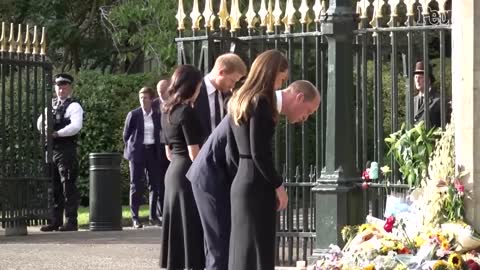 Prince William Invited Harry & Meghan to Join Him and Kate Outside Castle in Show of Unity PEOPLE