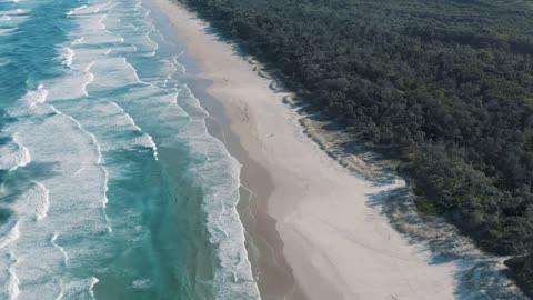 Beautiful Nature Waves Videos of the Sea and Ocean