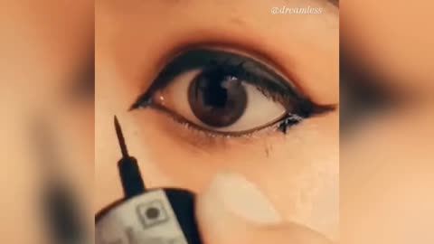 Eye makeup