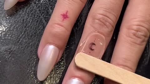 Would you get a finger tattoo 👀 #andGO #tattoo #tattoos #tattooartist #finelinetattoo