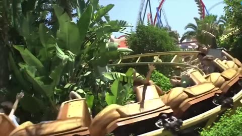 40 Most Ridiculous Moments at Amusement Parks Caught on Camera 7:23