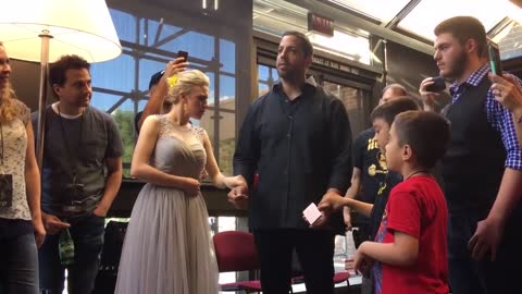 David Blaine showing us magic tricks at the VIP Lounge