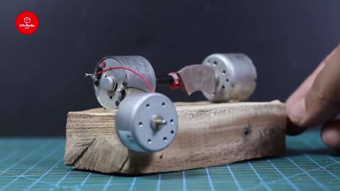 Free Energy Recycling 3 Motors Make A Free Electricity Generator || Life Hacks Box