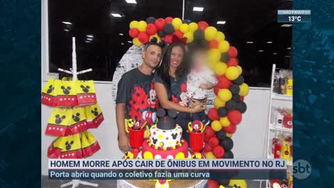 Homem morre após cair de ônibus em movimento no RJ | SBT Brasil