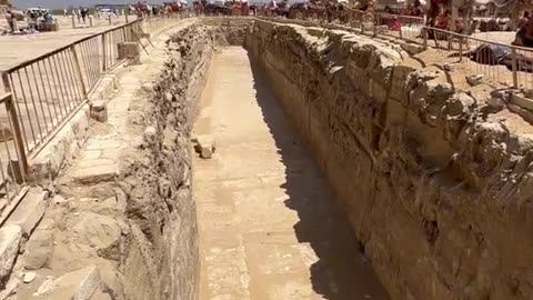 Massive Pit Behind The Great Pyramid