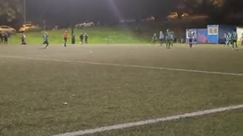 Insane freekick!