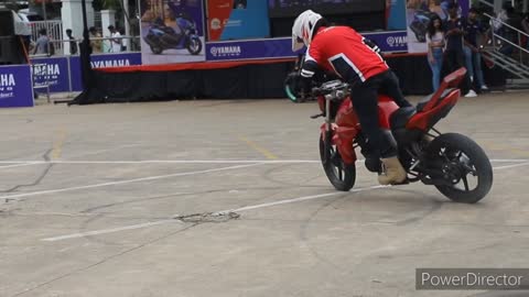 Amezing bike stunt