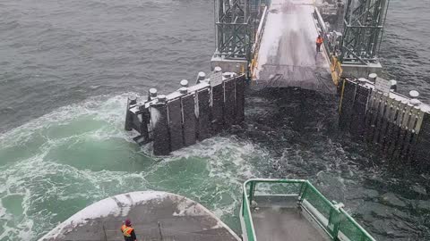 WSF Kaleetan Landing At Edmonds 26DEC21