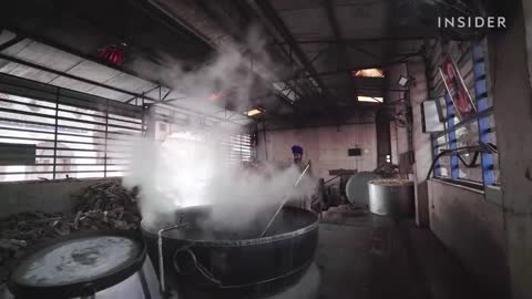 How The World's Largest Community Kitchen Feeds 100,000 Daily At Golden Temple, India _ Big Batches