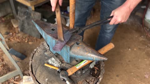 Forging A Damascus Hunting Knife