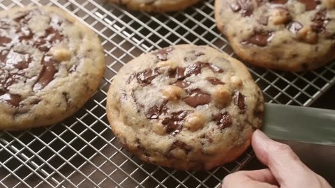 The Best Soft Chocolate Chip Cookies Recipe Emojoie