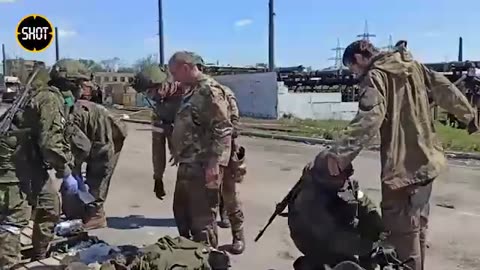 Mariupol Azov Mass Surrender: 500 New Ukrainian Neo-Nazi Regt. 'Evacuations' Today, 2439 Total Now