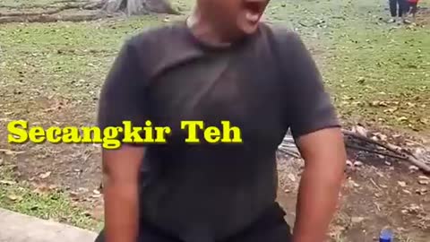 Vidio Kumpulan orang latah