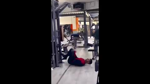 Girls funny gym videos epic fail