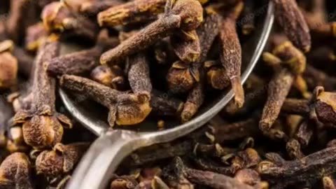 2 Benefits of Clove