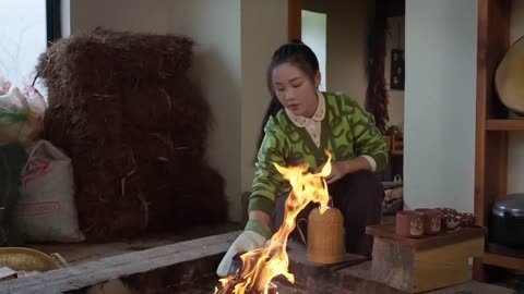 ANCIENT CHINESE POTTERY MAKING