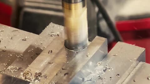 Milling Solid Steel: The Most Satisfying Metal ASMR