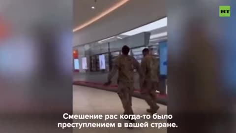 Unknown person in one of the Polish shopping centers insults the US military