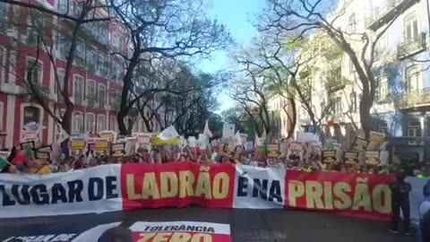 Luiz Inácio Lula Ladrão da Silva em Portugal.