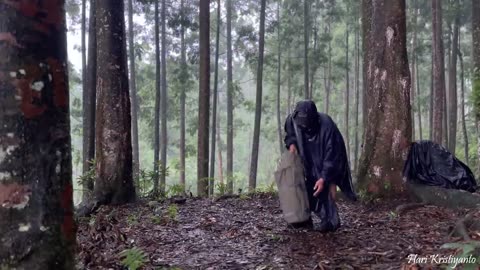 STRUGGLE IN HEAVY RAIN WITH BUSHCRAFT TENT __ SOLO CAMPING IN RAINSTORM